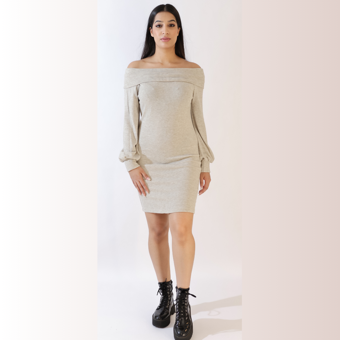 Off-shoulder Knitted Dress